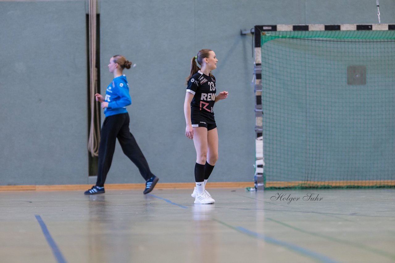 Bild 36 - wBJ SV Henstedt Ulzburg - Bramstedter TS : Ergebnis: 27:15